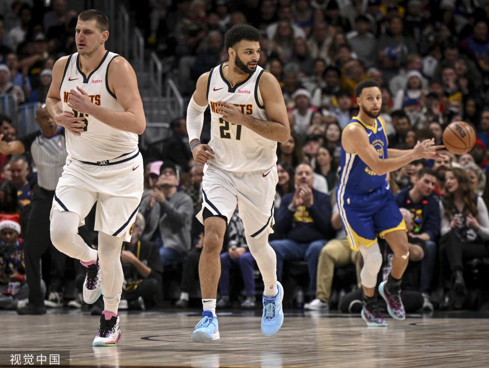 紧密的合作 紧密的合作