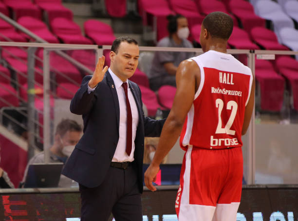 第16轮中 第16轮中