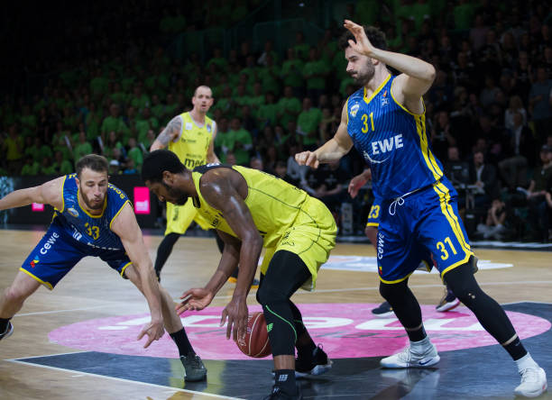 阵容与战术 阵容与战术