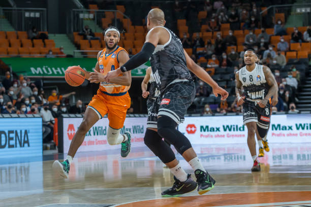 甚至是精神 甚至是精神