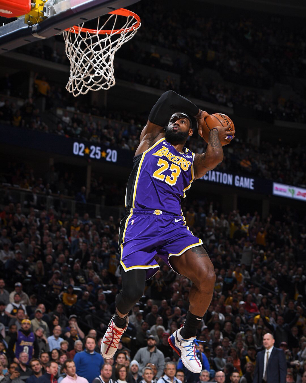 回归与担当 回归与担当