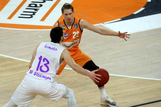 的不懈努力 的不懈努力