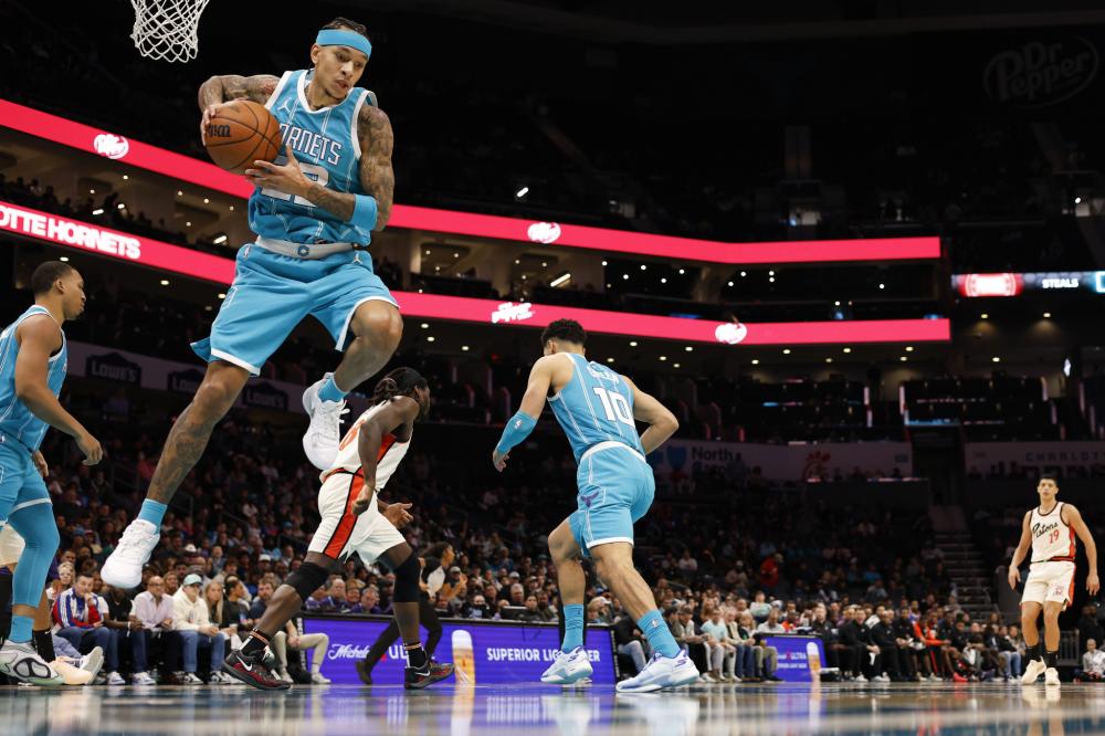 层和球迷都 层和球迷都